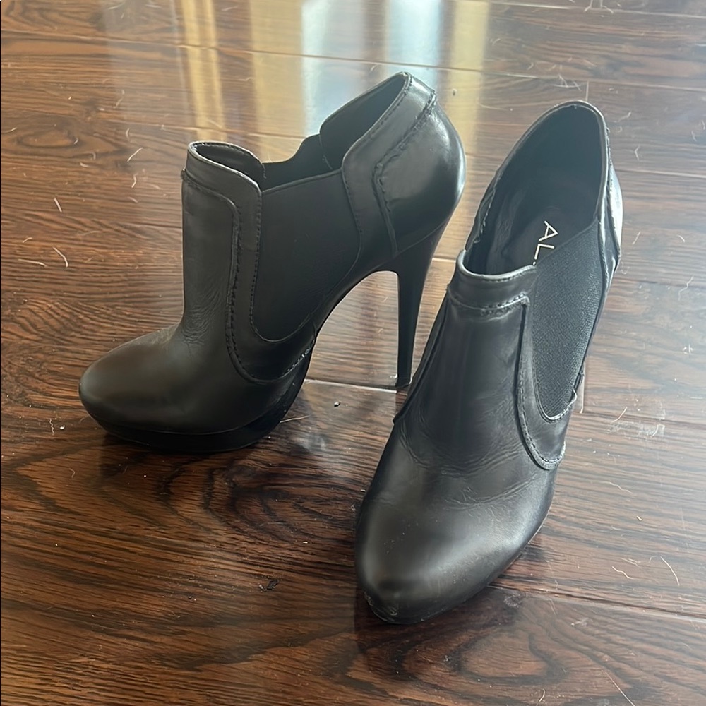 Aldo Black Heeled Ankle Shoes